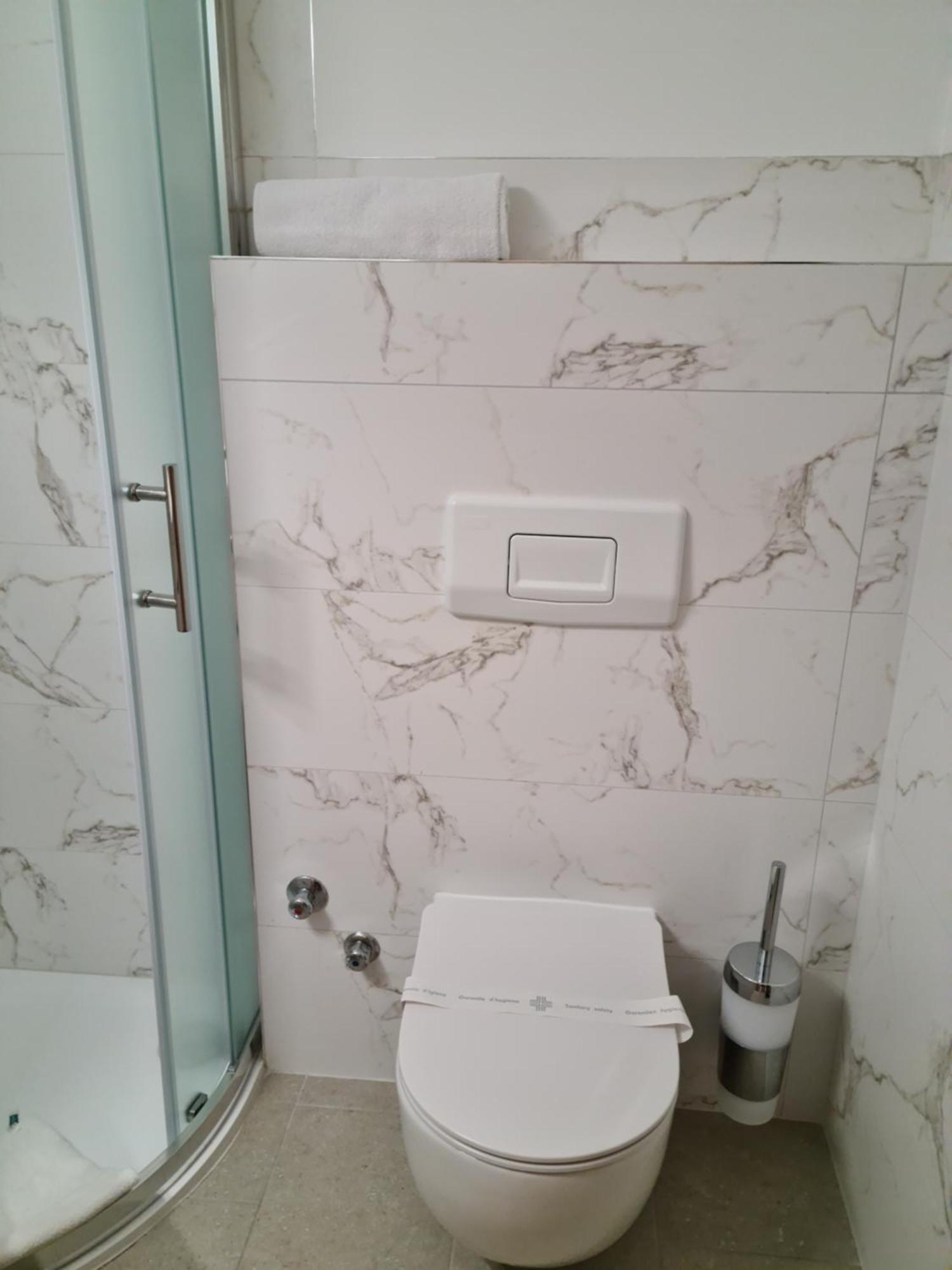 Kaštela Hotel Adria מראה חיצוני תמונה